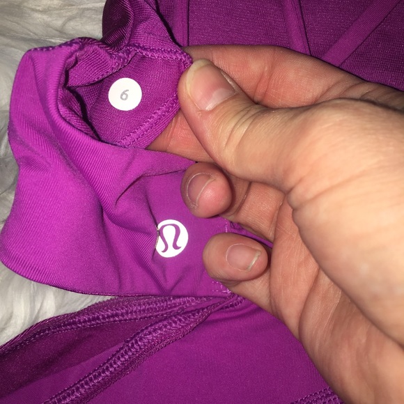 💜💖RARE Lululemon Equisite bra in ultraviolet - Picture 4 of 8